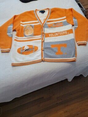 Vintage UTK knit cardigan sweater Collegiate Eagle's Eye Size Large Old School